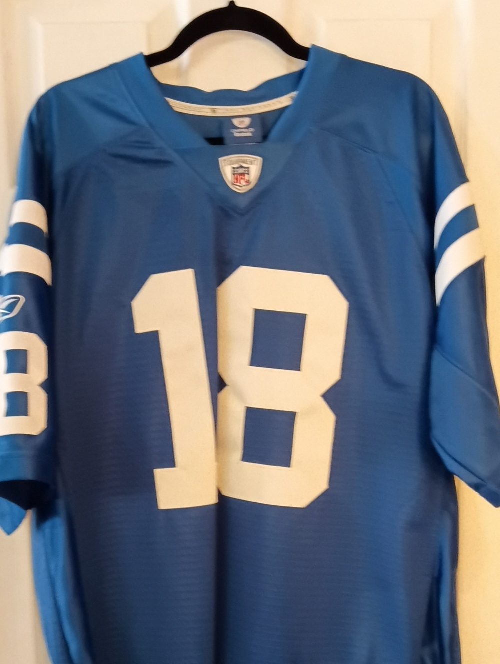 Indianapolis Cots Manning #18 Jersey Size: L